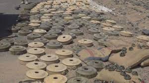 الجيش اليمني ينزع 300 ألف لغم زرعها الحوثيون