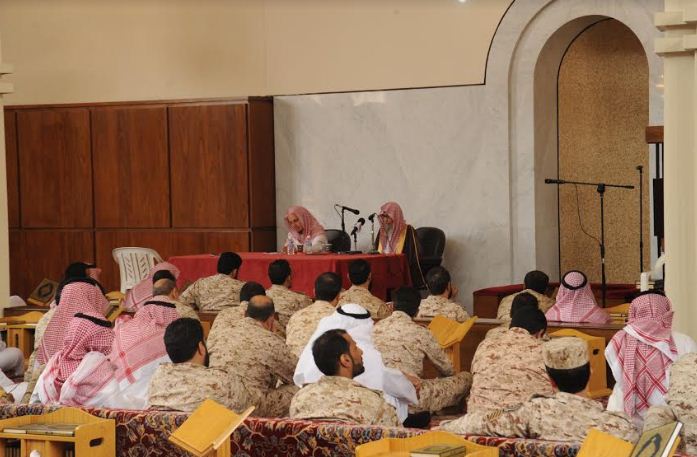 الشيخ الفوزان في لقاء الحرس الوطني: إياكم والأئمة المضللين أصحاب الأهواء