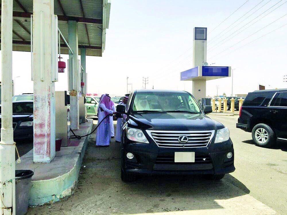 “المواطن” تكشف سبب خلو محطة بنزين من العمال في زيارة الفيصل لشرق الطائف