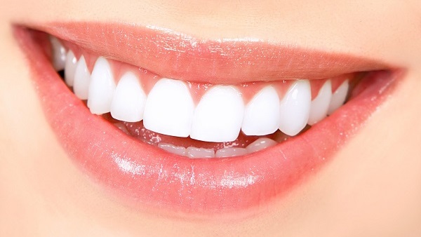 الأسنان البيضاء لا تعني بالضرورة أنها صحية - المواطن
