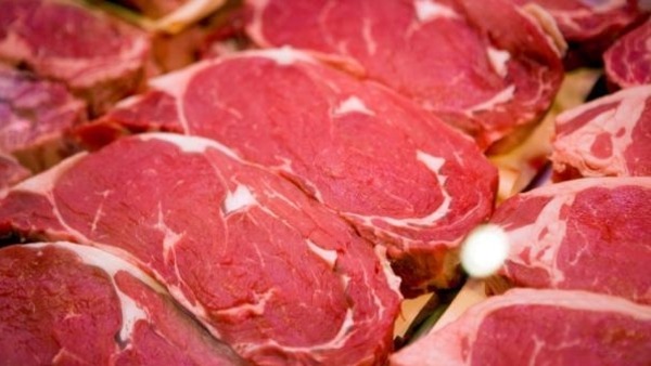 تقليل اللحوم يخفف الوزن ويقلل احتمال الإصابة بالسرطان
