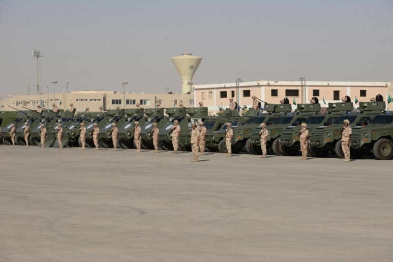اللواء العتيبي يتفقد جاهزية الوحدات المشاركة بالتمرين المشترك “أمن الخليج العربي1” (19)