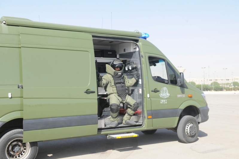 اللواء العتيبي يتفقد جاهزية الوحدات المشاركة بالتمرين المشترك “أمن الخليج العربي1” (7)