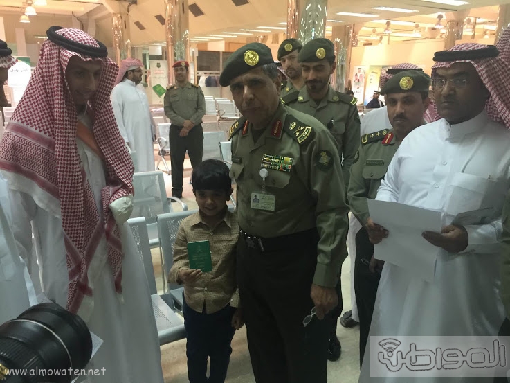 اللواء اليحيى يدشن صالة ذوي الاحتياجات الخاصة بجوازات الرياض (6)
