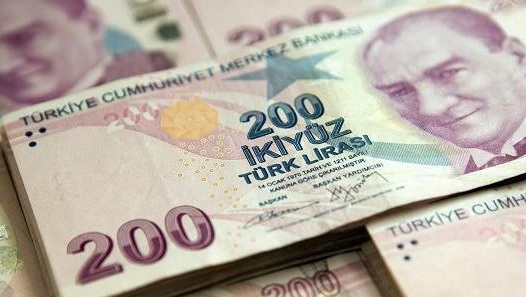 انهيار الليرة التركية يصل إلى معدلات مخيفة