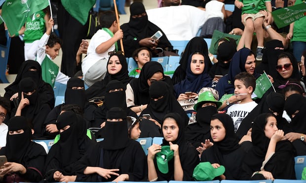 بعد تواجدها لأول مرة في ملعب الملك فهد.. المرأة السعودية تكشف عن طموحاتها المستقبليّة