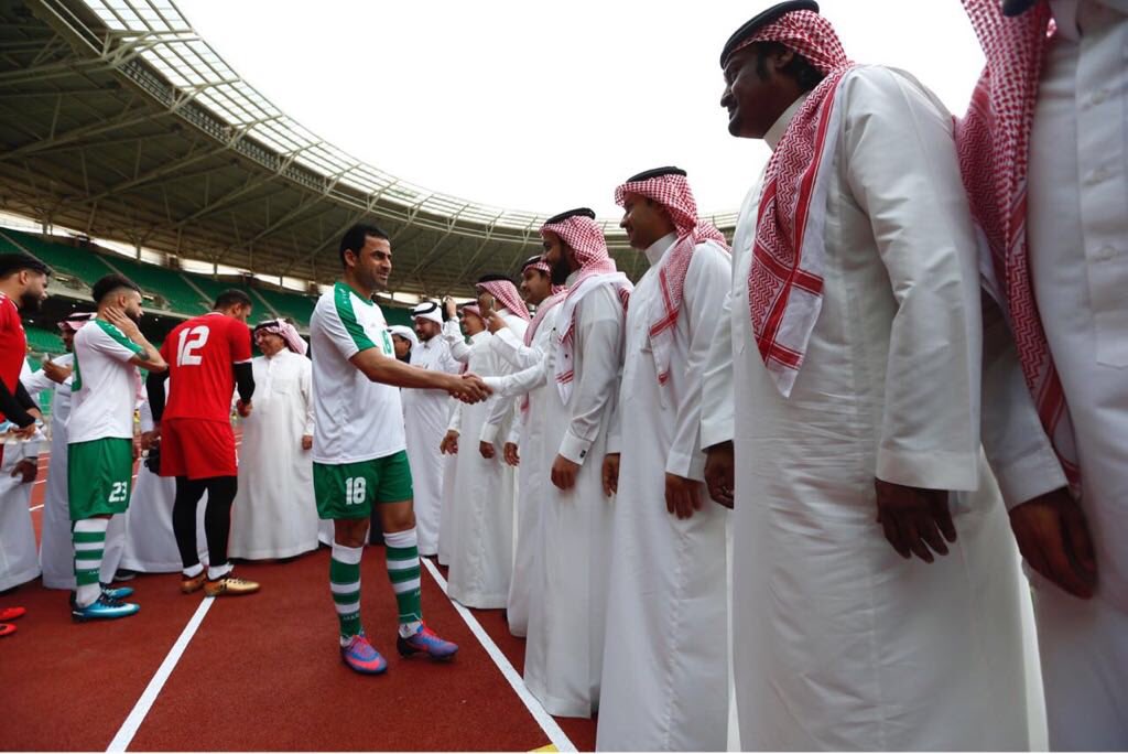 حفاوة الاستقبال والإقبال الجماهيري عنوان مباراة السعودية والعراق