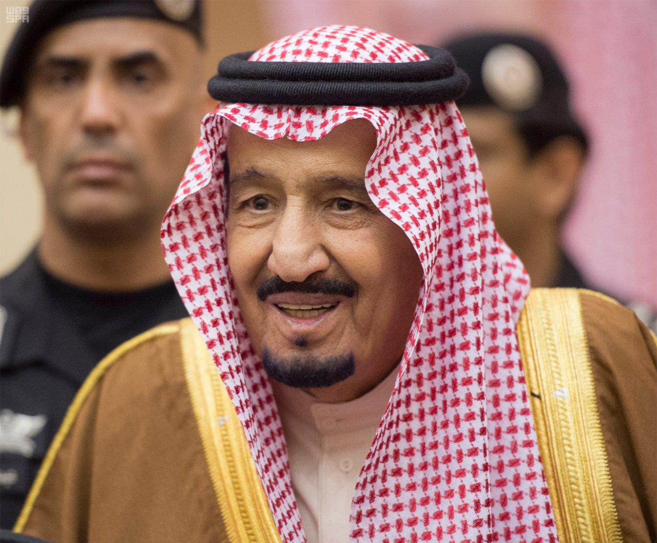 الملك سلمان يغادر الرياض في جولة تشمل 7 دول آسيوية