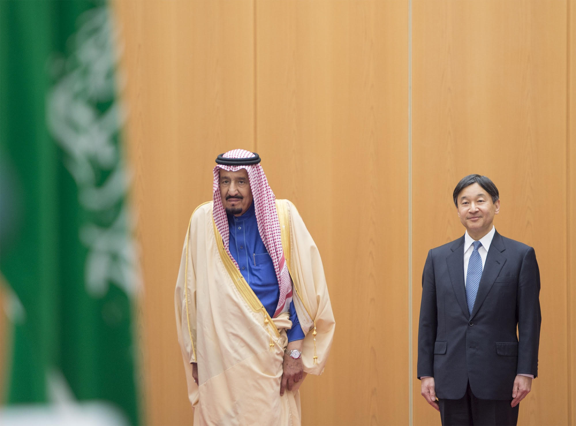 بلومبيرج: الملك سلمان يبحث تنويع مصادر الاقتصاد في اليابان