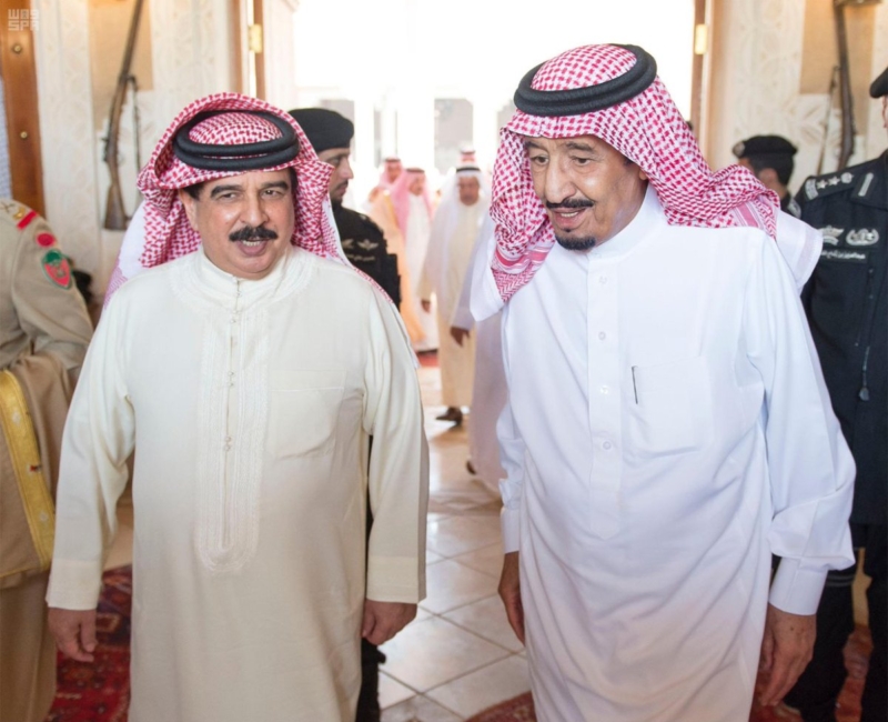الملك سلمان مع ملك البحرين1