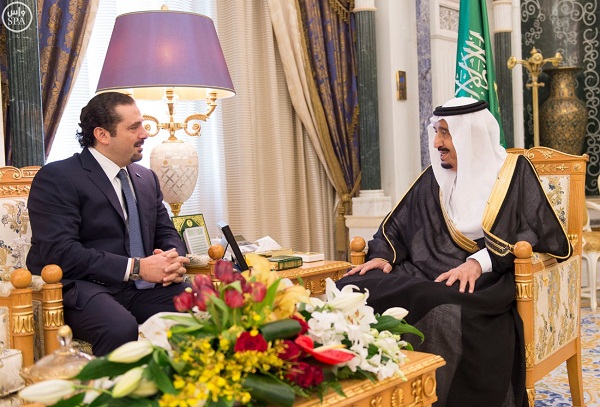 الملك سلمان يستقبل في قصر اليمامة سعد الحريري