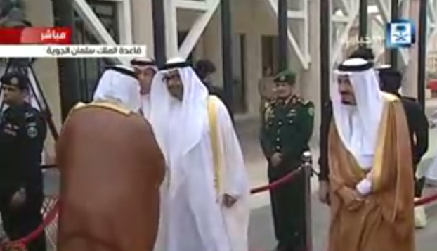 هنا بث مباشر لاستقبال خادم الحرمين لقادة دول الخليج