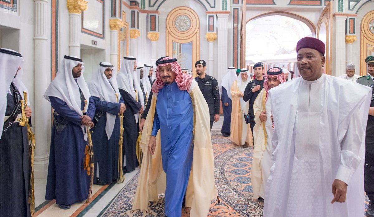 الملك سلمان يستقبل رئيس النيجر3