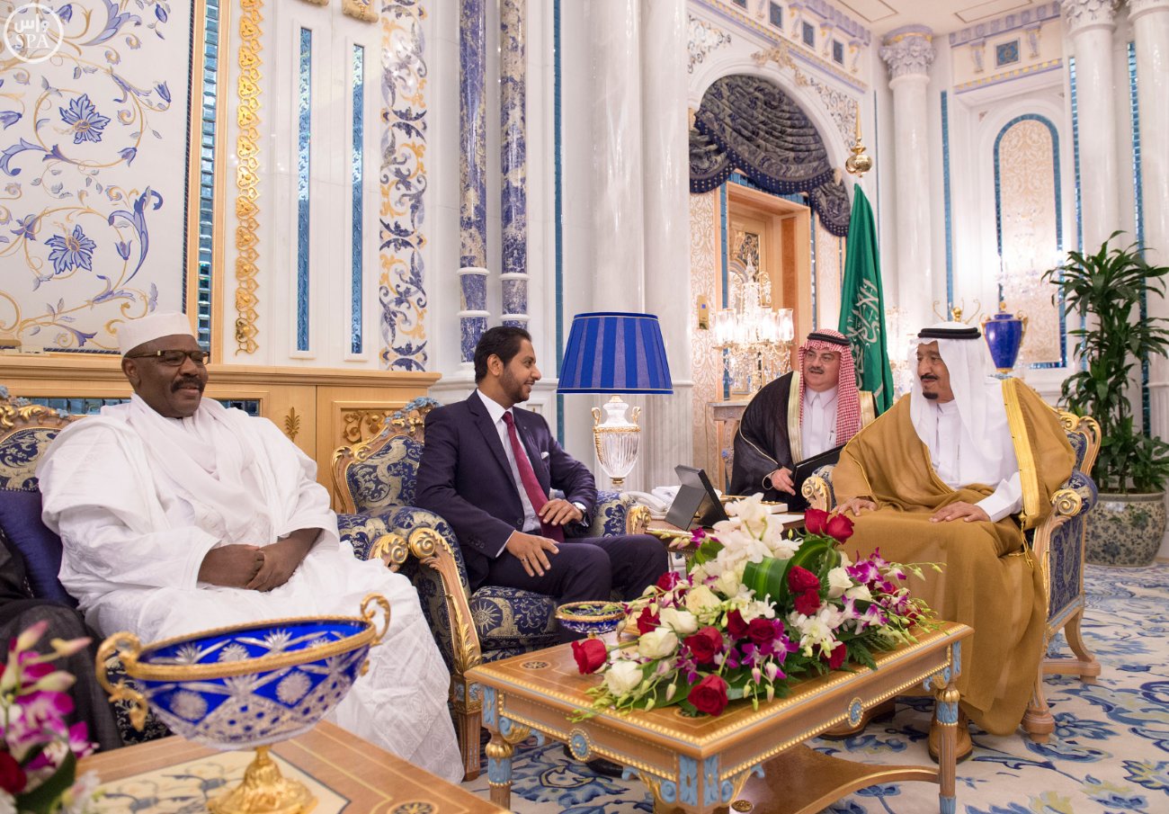 الملك سلمان يستقبل عميد السلك الدبلوماسي ورؤساء المجموعات الدبلوماسية (2)
