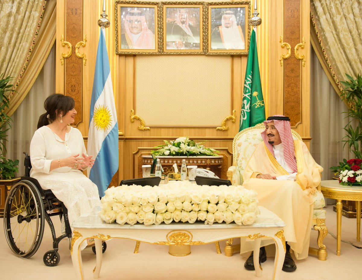 شاهد .. صور استقبال #الملك_سلمان لنائبة رئيس الأرجنتين