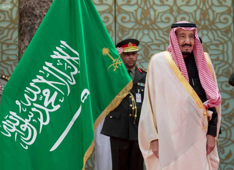 الملك سلمان يصل اإلى الكويت.jpg2