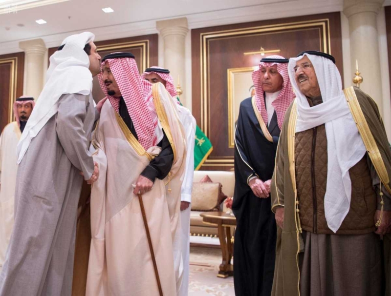 الملك سلمان يصل اإلى الكويت.jpg5