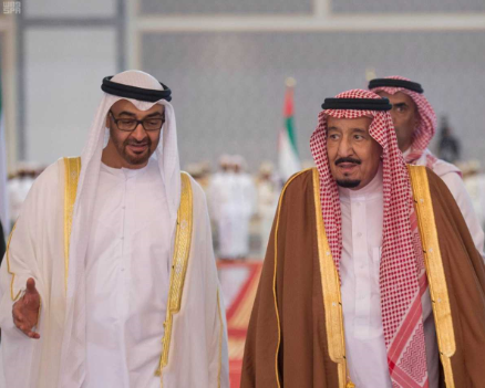 شاهد صور وصول الملك سلمان إلى أبو ظبي