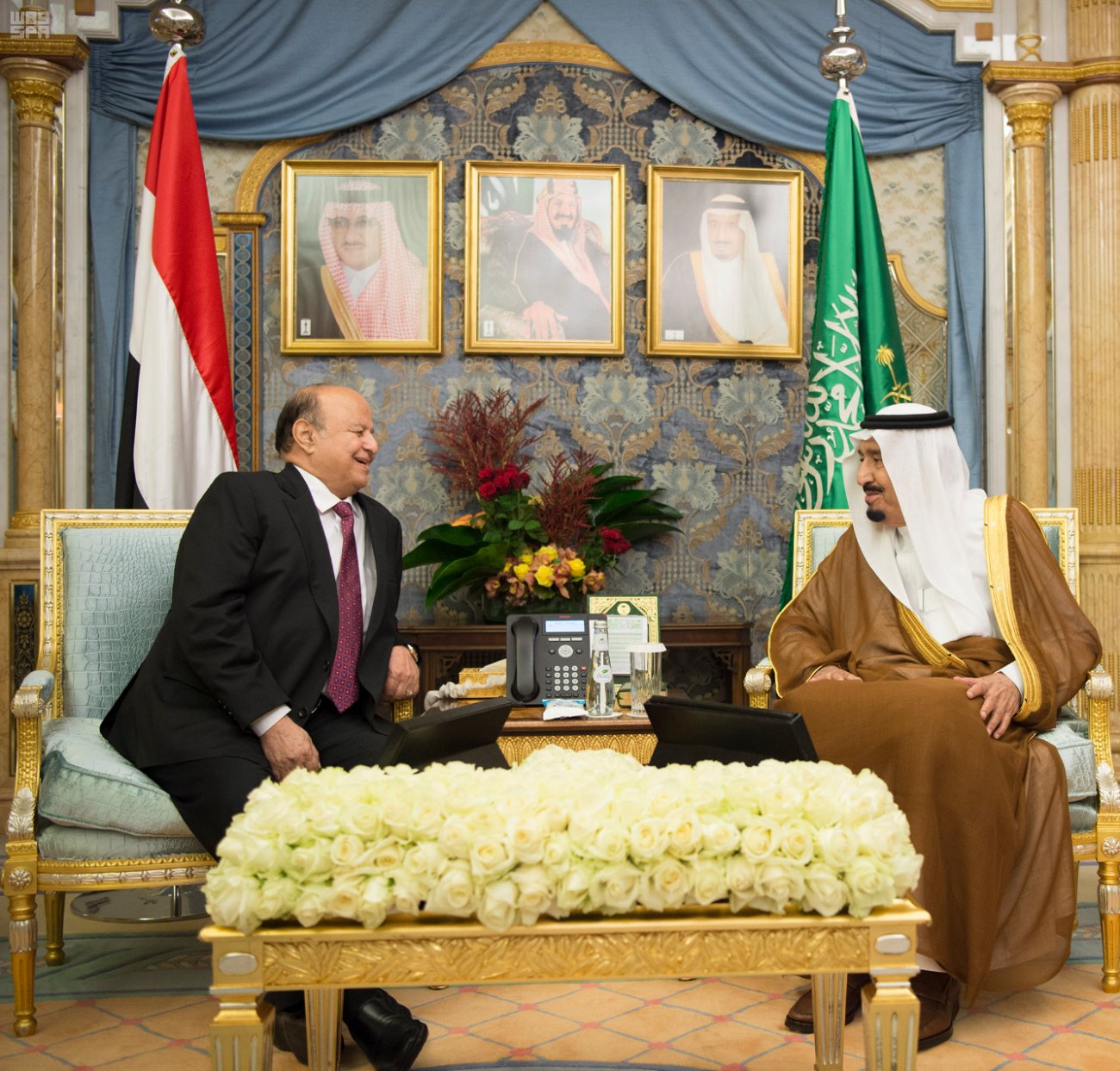 الملك يبحث تطورات الأوضاع مع الرئيس اليمني