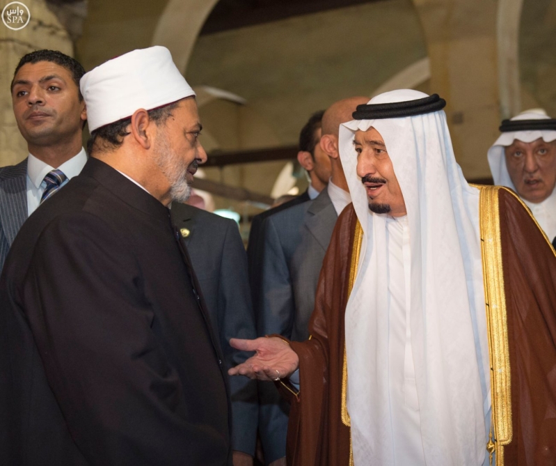 الملك يزور جامع الازهر6