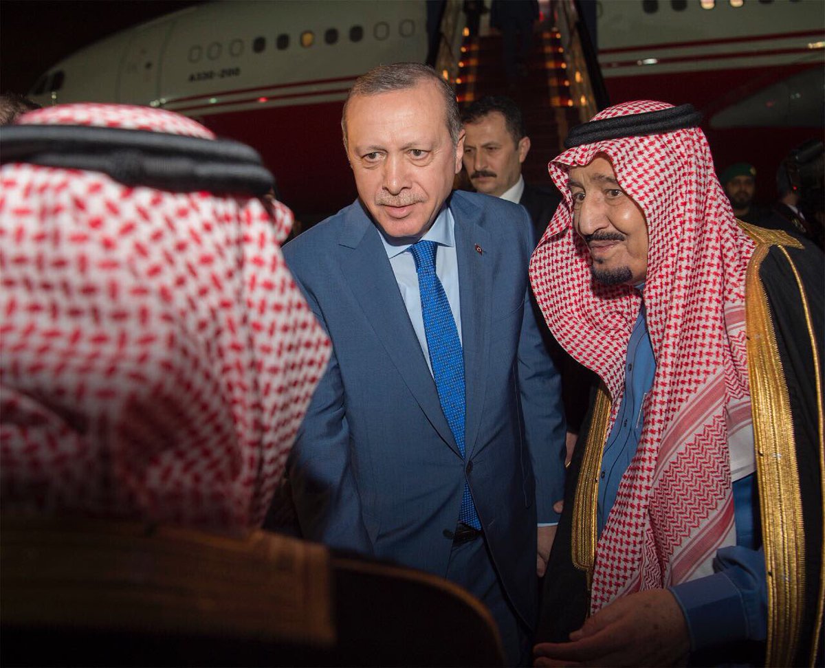 الرئيس التركي يصل الرياض .. والملك سلمان يستقبله