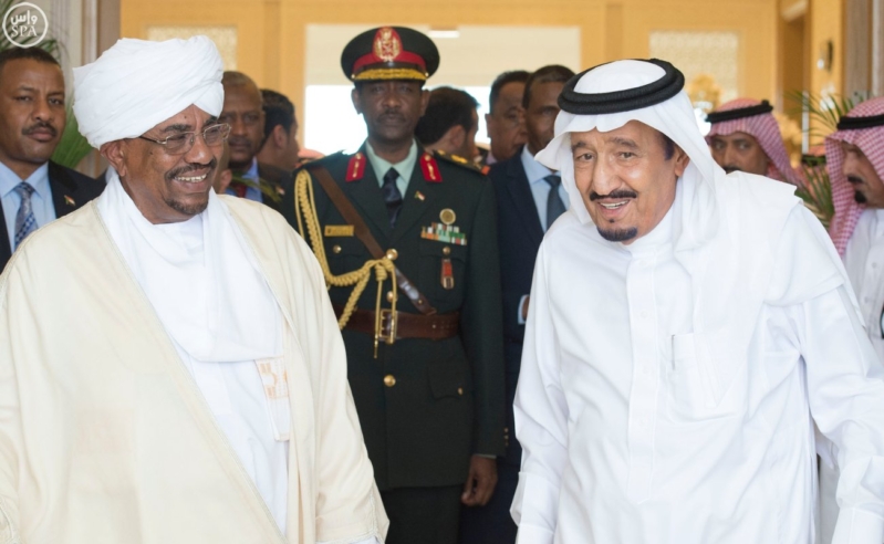 الملك يستقبل الرئيس السوداني 1