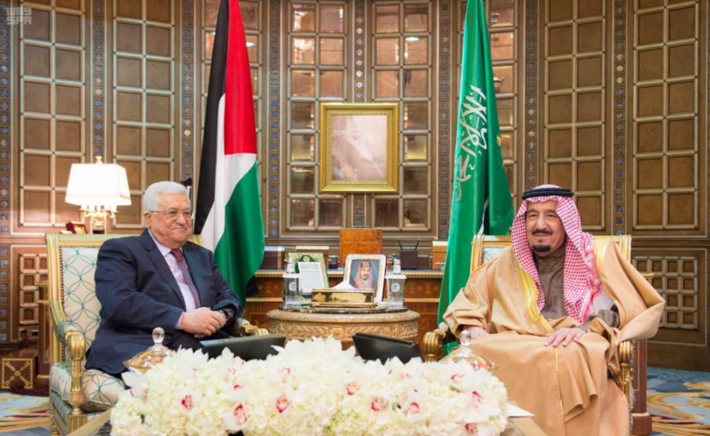 الملك يستقبل الرئيس الفلسطيني.jpg4