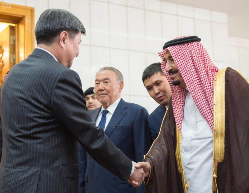 الملك يستقبل رئيس جمهورية كازاخستان ‫(1)‬ ‫‬