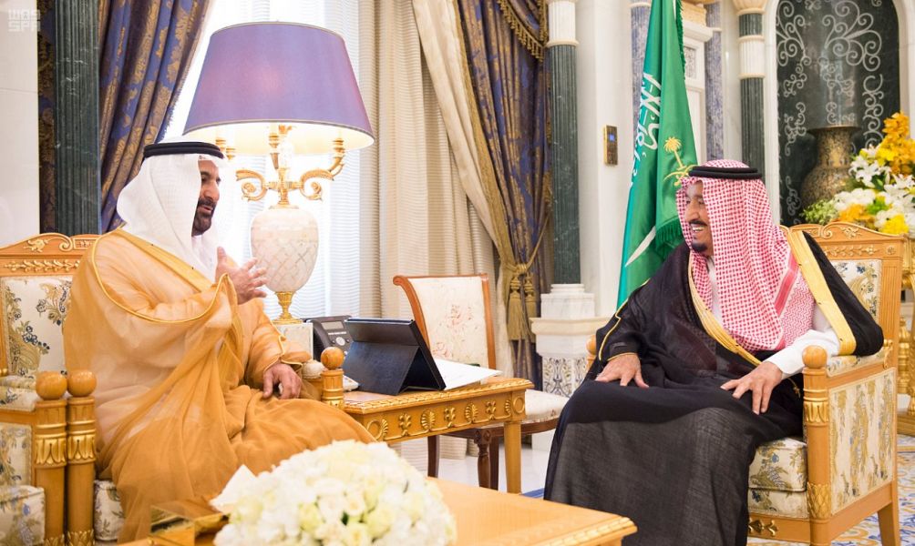 الملك يستقبل سفير الإمارات بمناسبة انتهاء فترة عمله