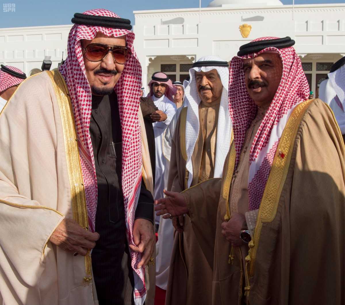 #عاجل .. ‏خادم الحرمين وملك #البحرين يتفقان على إجراء دراسة لمشروع جسر الملك حمد بتمويل من القطاع الخاص