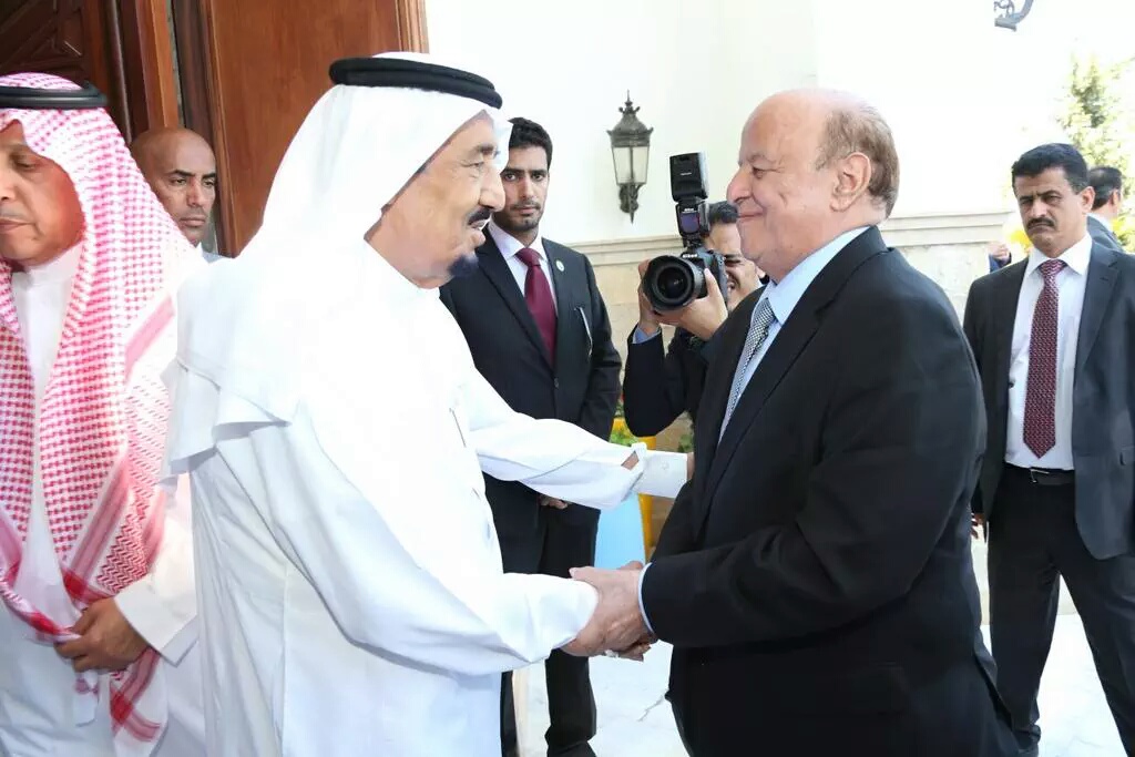 بالصور.. #الملك_سلمان يستقبل الرئيس اليمني في #المغرب