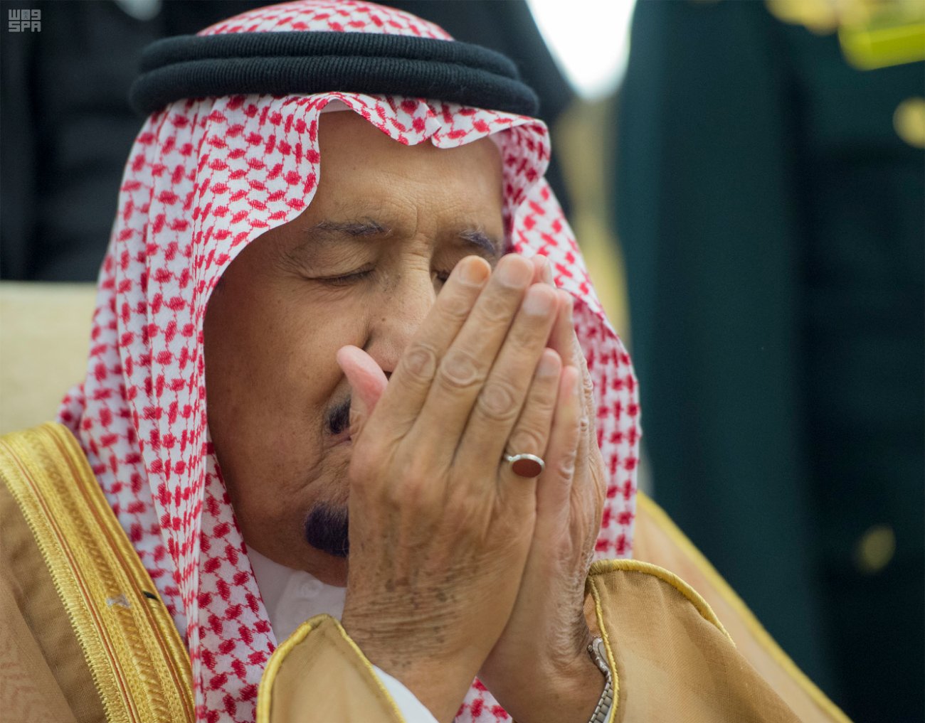 الملك يصل المدينة المنورة ومعه بشائر الخير لـ7 مشروعات