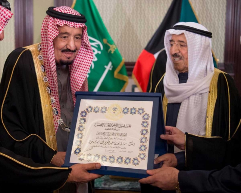 الملك يعقد جلسة مباحثات مع أمير الكويت.jpg7