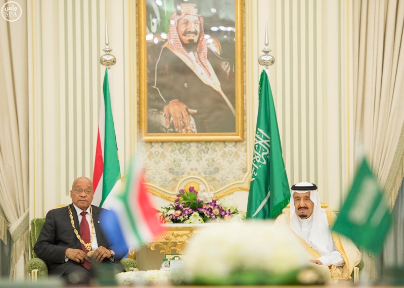 الملك يعقد جلسة مباحثات مع الرئيس الجنول افريقي2