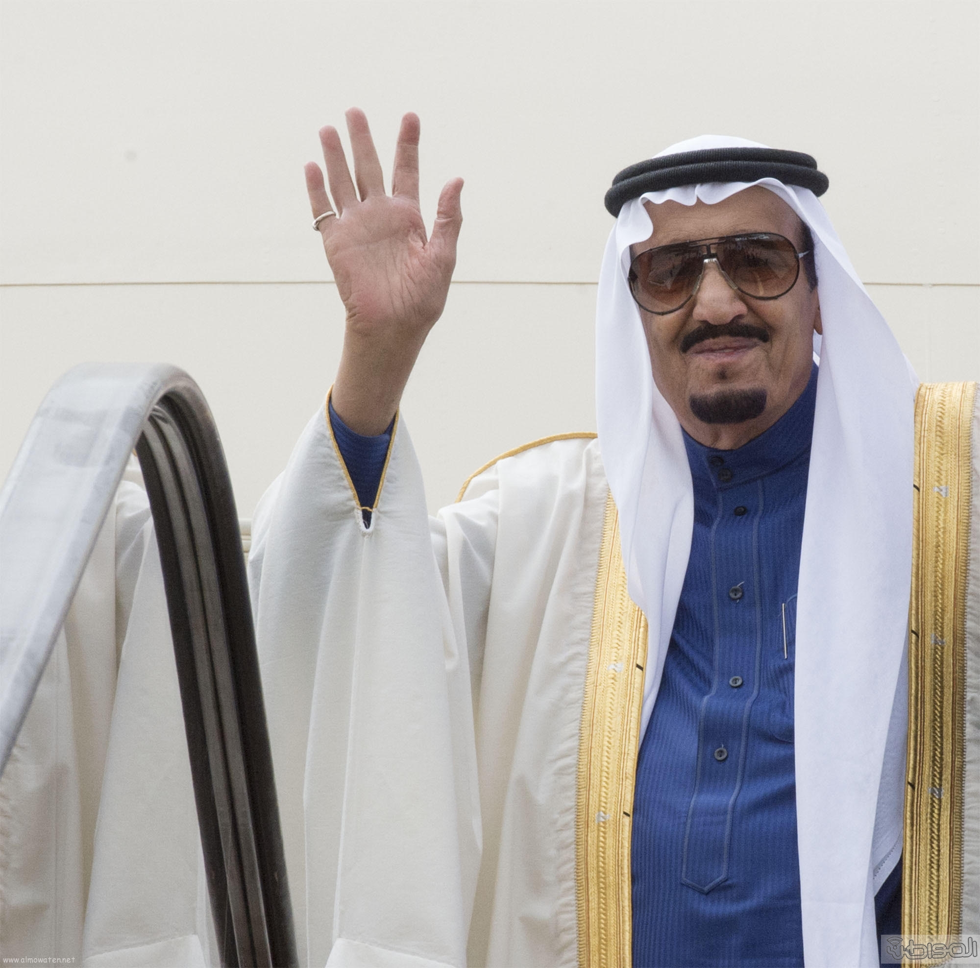 هنا .. أسماء الوفد المرافق للملك سلمان في جولته الخليجية : 24 أميراً و 6 وزراء