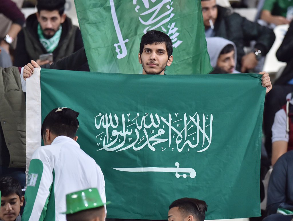 بالصور.. حضور جماهيري مميز في مباراة السعودية وعمان