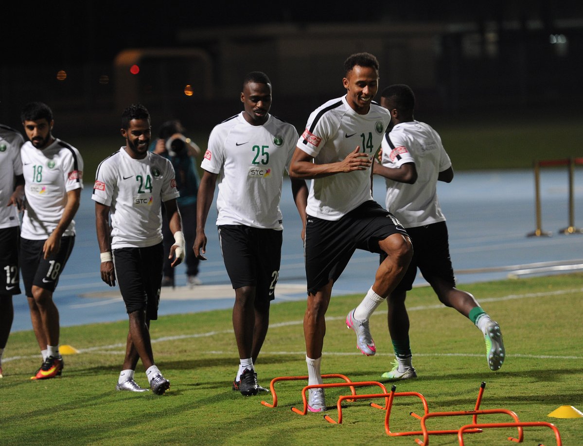 بالصور.. المنتخب السعودي يواصل استعداداته لـ”أستراليا”