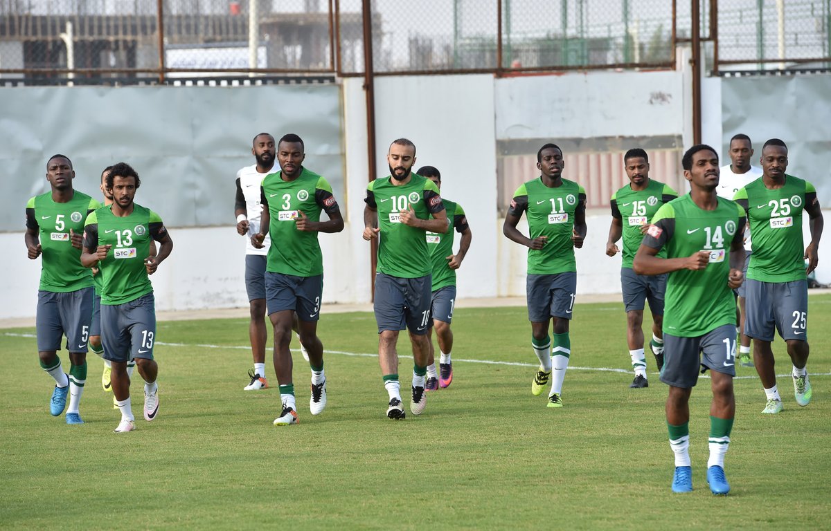 بالصور.. المنتخب السعودي يتدرب ويُغادر إلى طوكيو