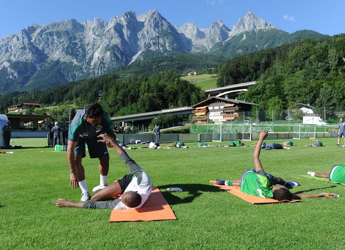 المنتخب السعودي يتدرب في النمسا ‫(316024181)‬ ‫‬