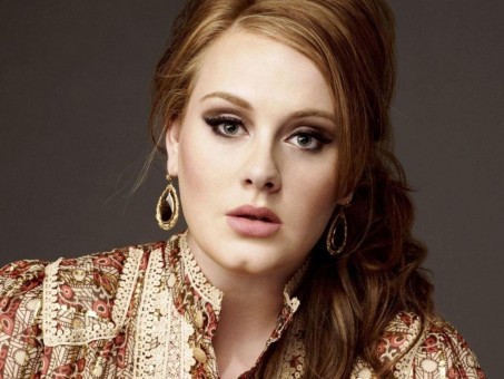 حقيفة وفاة المغنية البريطانية Adele أديل بأزمة قلبية