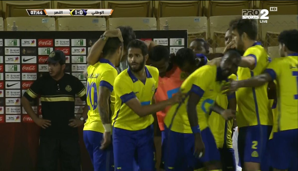 ربيع سفياني يفتتح التسجيل في مرمى “الوطني”
