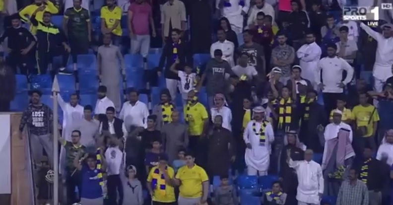 شاهد.. رد فعل غاضب من الجمهور بعد مباراة النصر والباطن