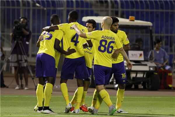 جماهير #الهلال “ساخرة”: #النصر سيطالب بإيقاف المباريات عند الدقيقه ٨٩