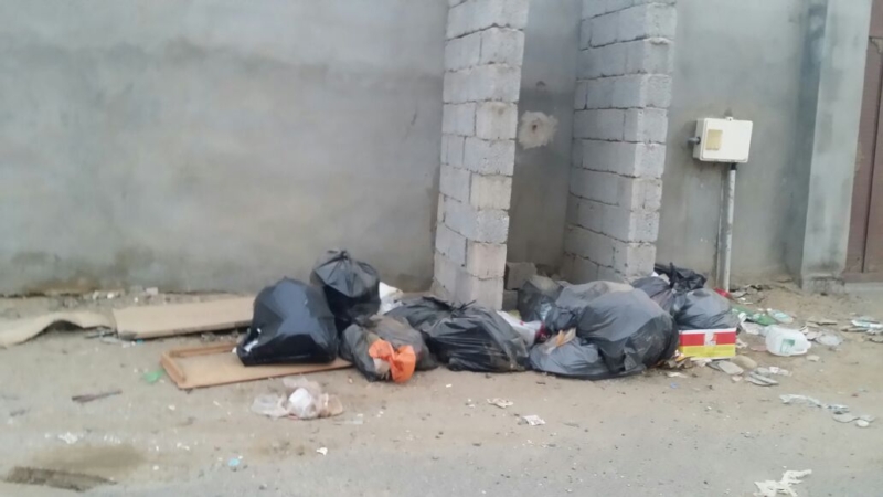 النفايات تغرق قرية قائم الدش بصبيا منذ أسبوعين ‫(1)‬