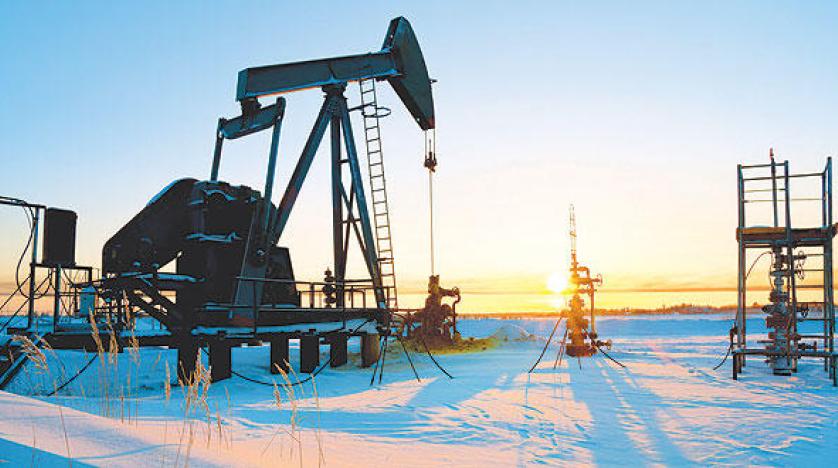 النفط يستقر قرب أعلى مستوى منذ 2014