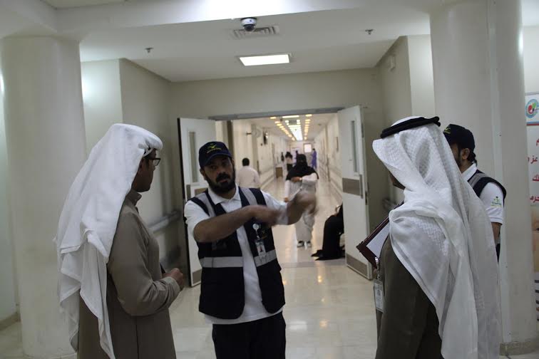الهبدان يتفقد مستشفى أبها للولادة والأطفال4