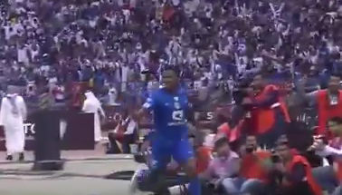 بالفيديو.. الهلال يسجل الهدف الأول في نهائي #كأس_ولي_العهد