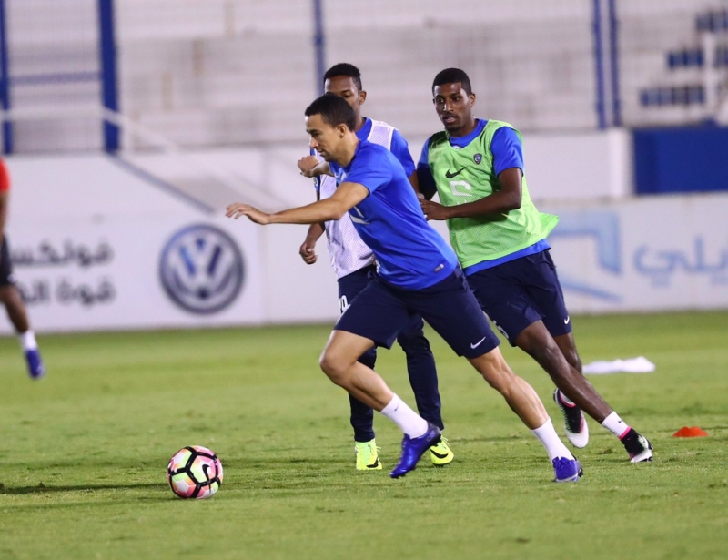 الهلال 1