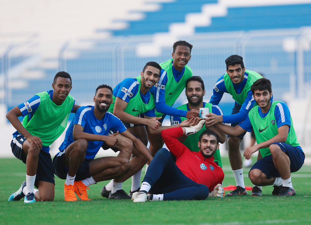 القادسية ضد الهلال .. الزعيم يُغادر إلى الدمام وابن سعد يترأس البعثة