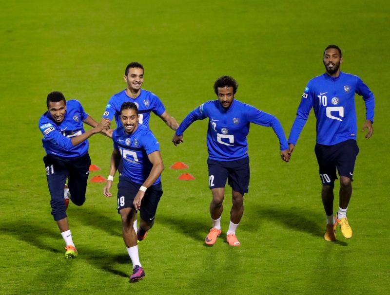 الهلال 5